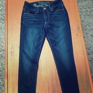 AEO Super Super Stretch Low-rise Jegging